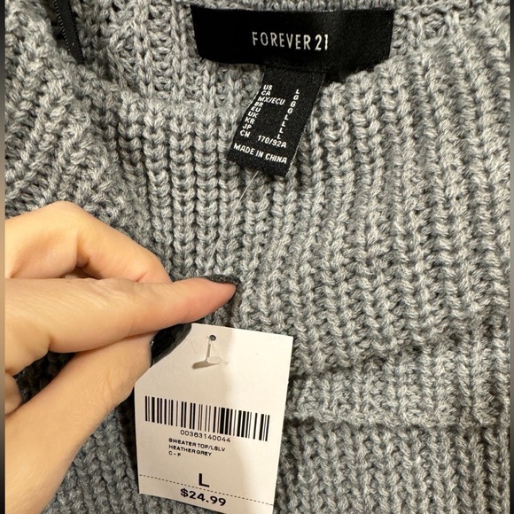 NWT Forever21 Grey Sweater - Picture 4 of 4